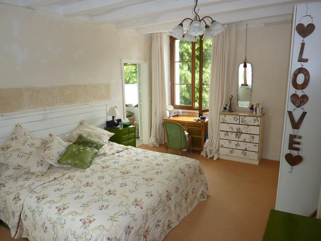 La Cle Des Jardins Bed & Breakfast Nouatre Ruang foto